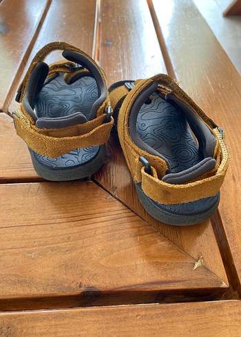 Zara Kahverengi Süet Tokalı zara Erkek Çocuk Sandalet