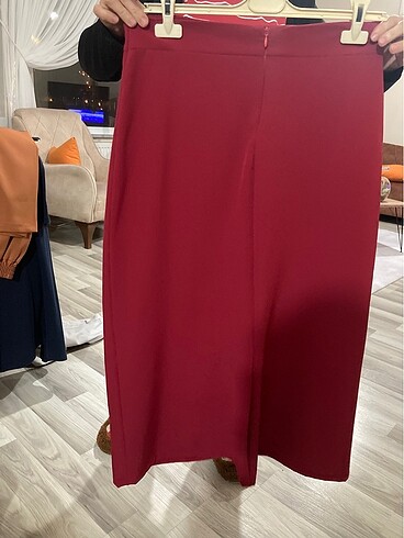 Diğer bordo kumaş etek