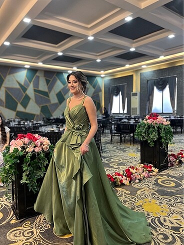 40 Beden Gece elbisesi