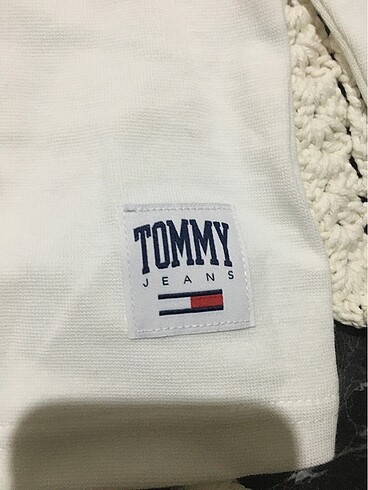 s Beden tommy jeans crop