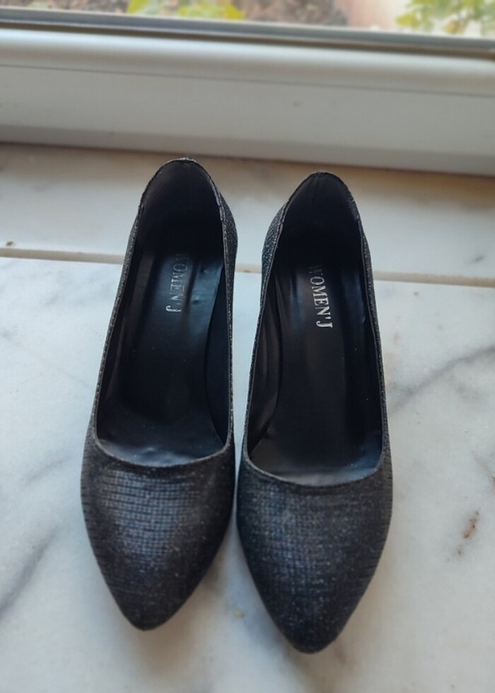 Siyah kısa topuklu - Görsel 2