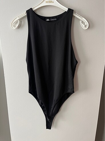 Zara Siyah Body