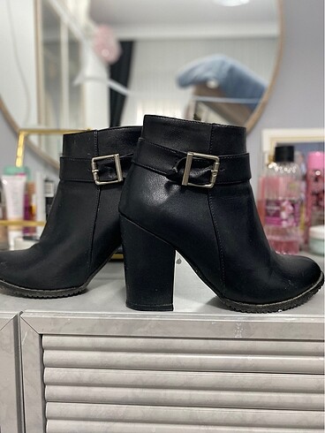 Topuklu bot - Görsel 3