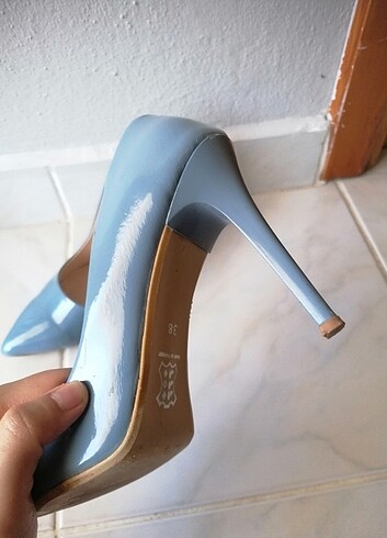 38 Beden Mavi stiletto