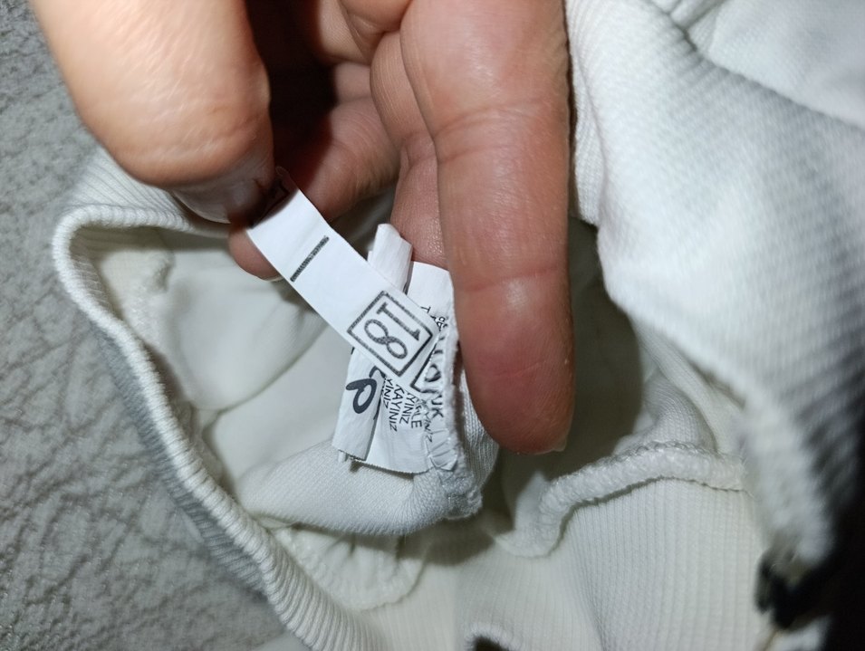 Kız Bebek Beyaz Fermuarlı Takım - Görsel 3