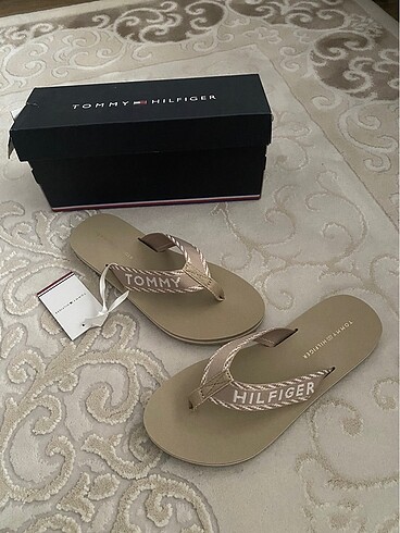 Tommy hilfiger terlik