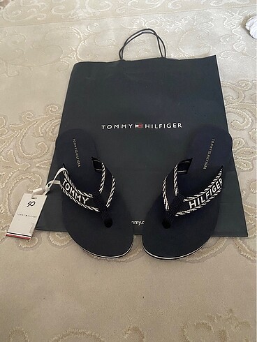 Tommy hilfiger terlik