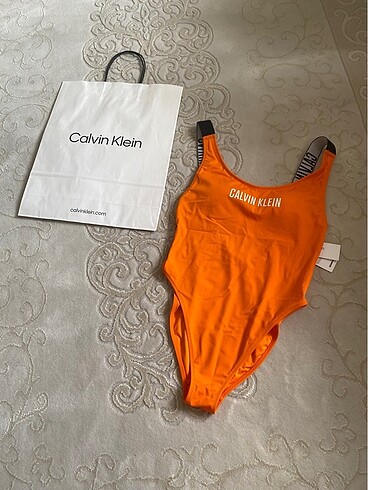 xs Beden Calvin klein mayo