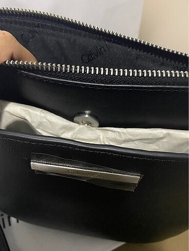 Beden Calvin klein askılı çanta