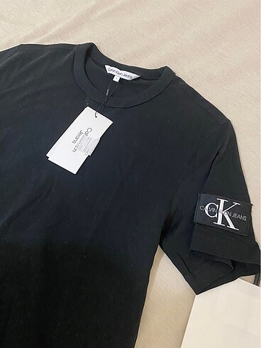 s Beden Calvin klein tişört