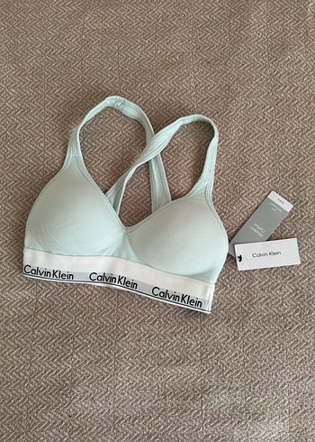 Calvin Klein xs