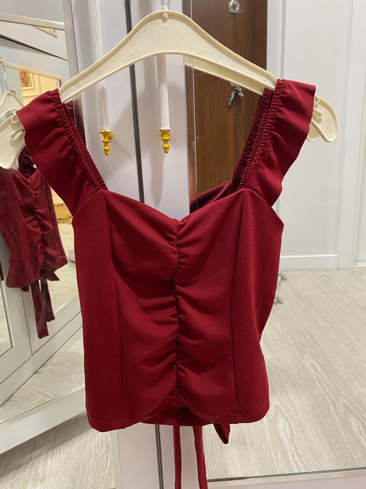 Bordo Fırfırlı Crop Bluzu - Görsel 4