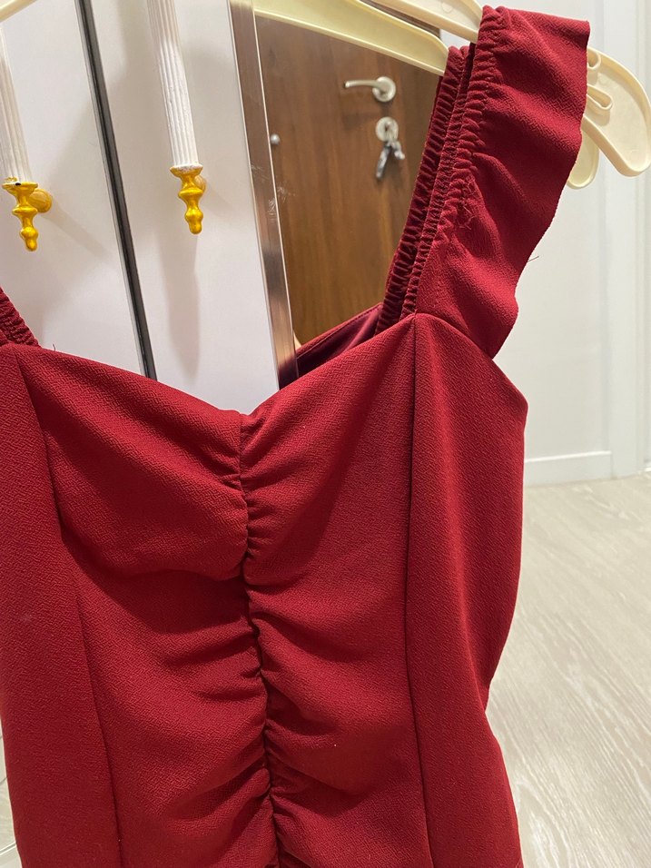 Bordo Fırfırlı Crop Bluzu - Görsel 3