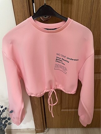 Bershka Sweatshirt