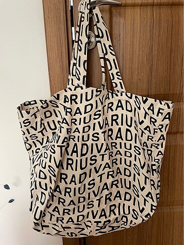 Stradivarius Çanta