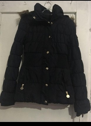 Zara Mont ????