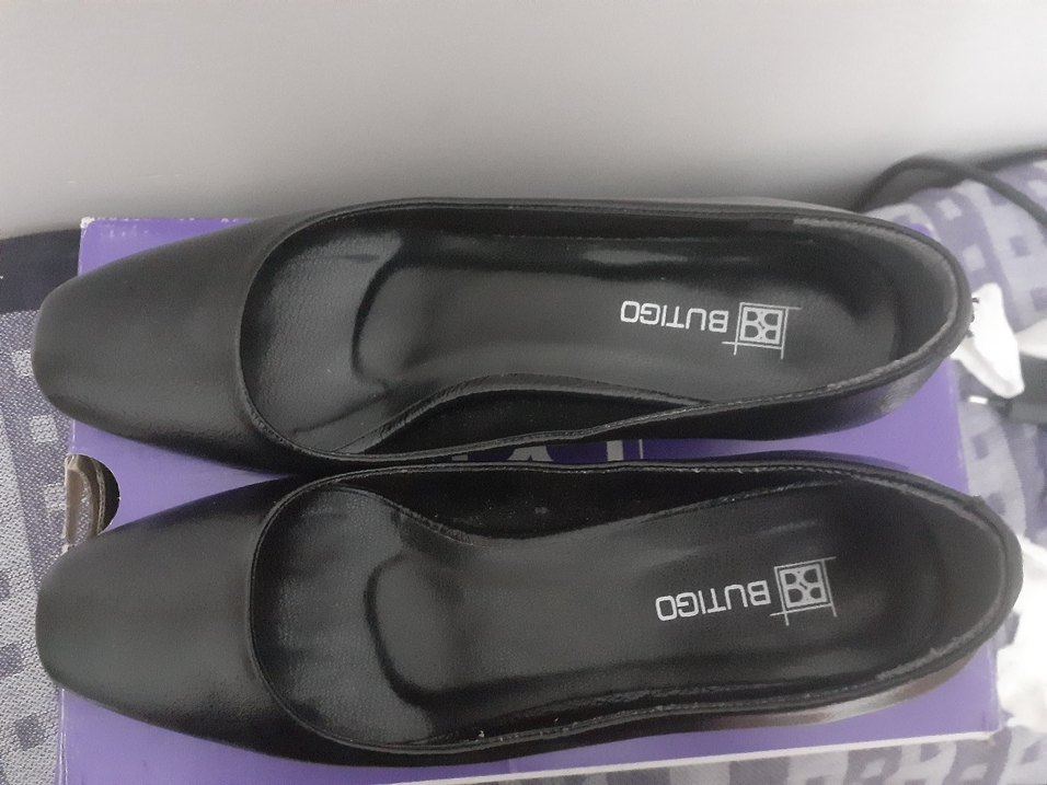 Siyah Alçak Topuklu Kadın Ayakkabı - Görsel 2