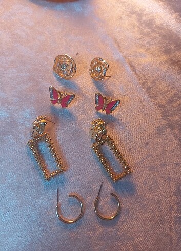 Accessorize 4 set altın küpe