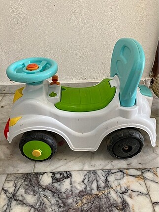 Fisher price araba