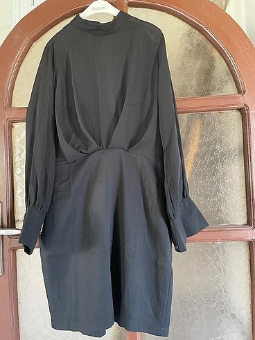 Siyah kalem elbise