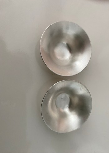 Bej ve Gri İki Adet gümüş göğüs kapağı - Görsel 2