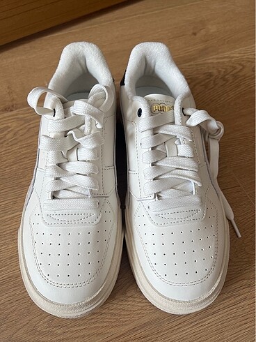 Puma Sneaker