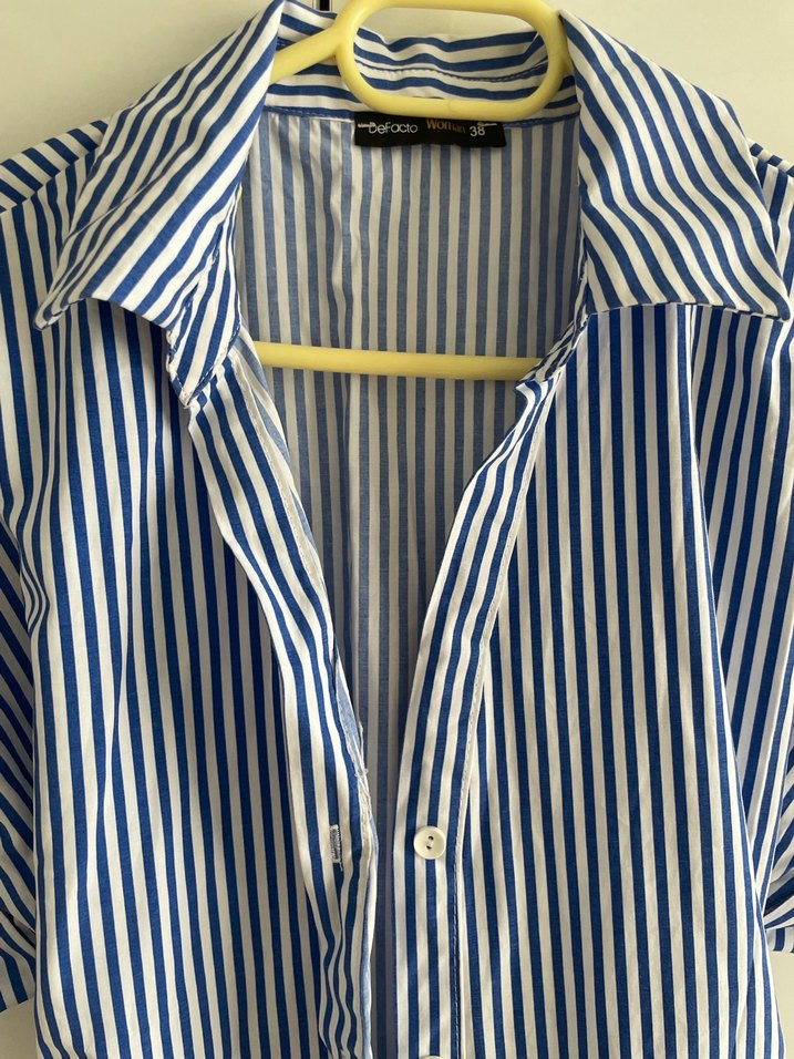 Düğmeli Mavi Çizgili Elbise - Görsel 2