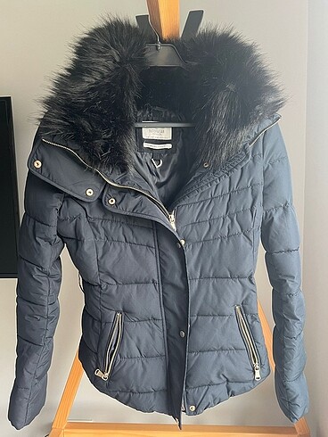 Bershka mont