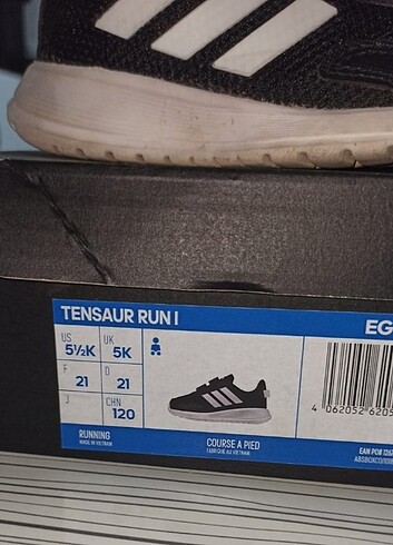 21 Beden siyah Renk Adidas erkek çocuk spor ayakkabı