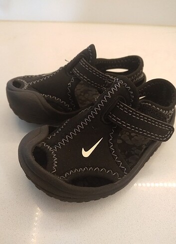 Nike bebek sandalet