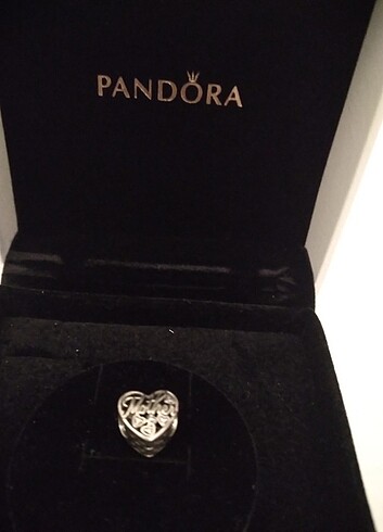 Pandora Pandora charm