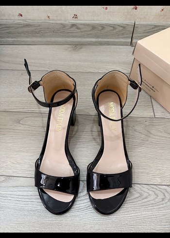 Nine West Parlak Siyah Topuklu Kadın Ayakkabı