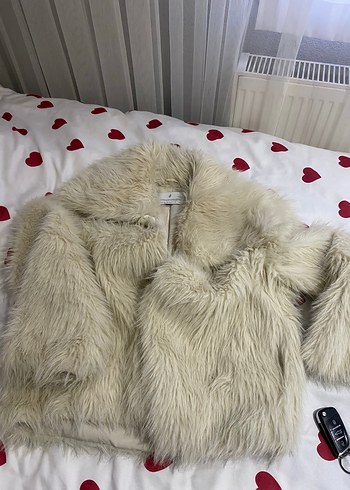 Stradivarius peluş kürk