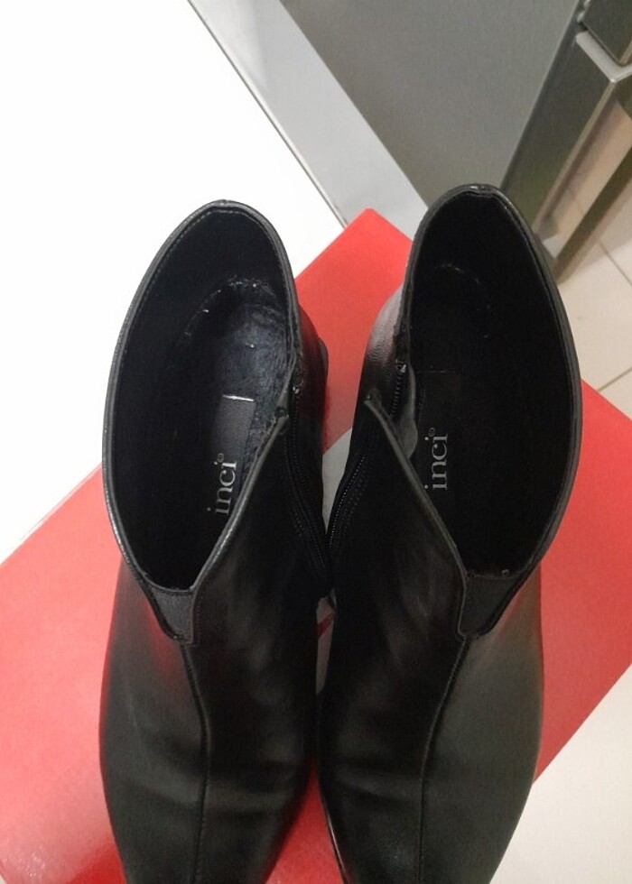 Kadin bot - Görsel 5