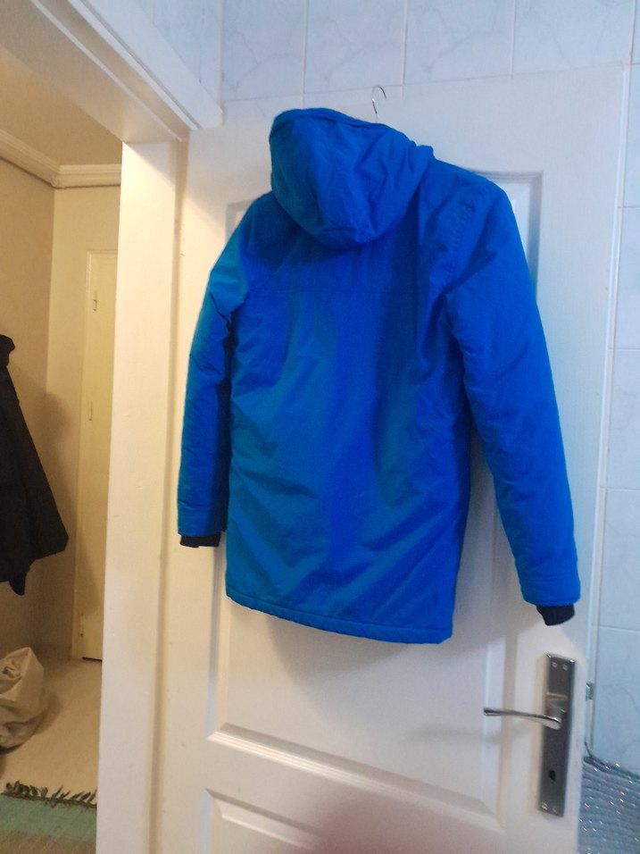 Erkek Çocuk Mavi Kapüşonlu mont lcwaikiki 12 /13 yaş - Görsel 4