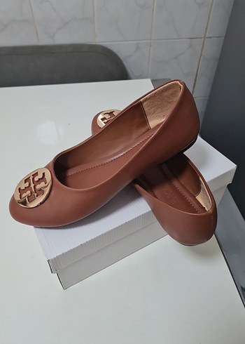 Tory Burch Kahverengi Tokalı Kadın Babet - Görsel 5