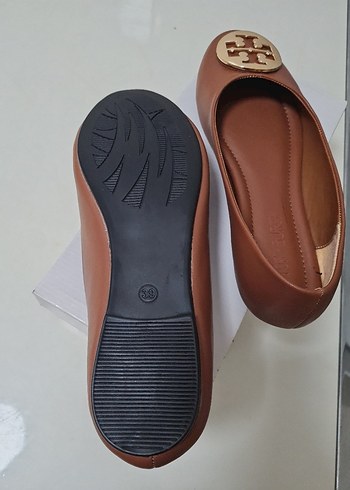 Tory Burch Kahverengi Tokalı Kadın Babet - Görsel 7