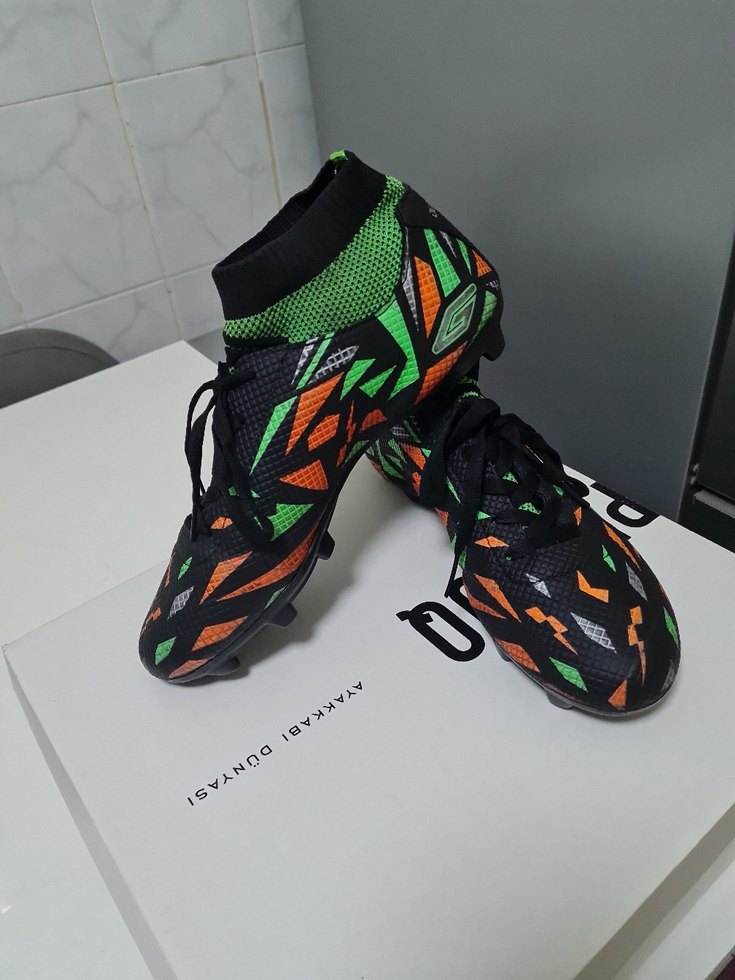 Erkek Çok Renkli Yılan Desenli Spor Ayakkabı krampon - Görsel 4