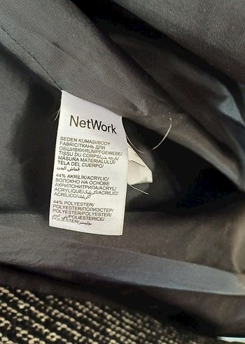 Kemerli Kapüşonlu Kadın Kaban - Görsel 4