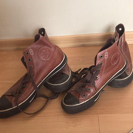 Converse Çift ayakkabısı
