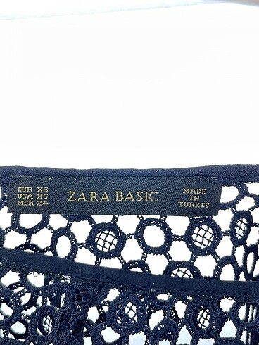 s Beden çeşitli Renk Zara Bluz %70 İndirimli.