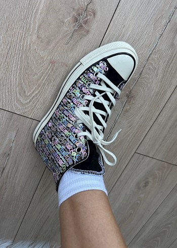Converse Platform tabanlı bağcıklı çok renkli spor ayakkabı