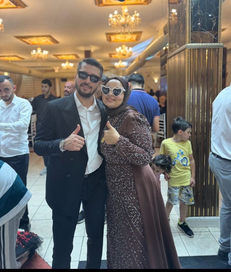 Kuyruklu tesettür abiye - Görsel 4