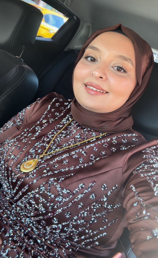 Kuyruklu tesettür abiye - Görsel 2