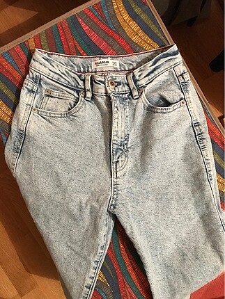 Pull and bear mom jean