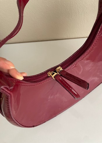 Bordo Parlak Deri Kadın Çantası - Görsel 3