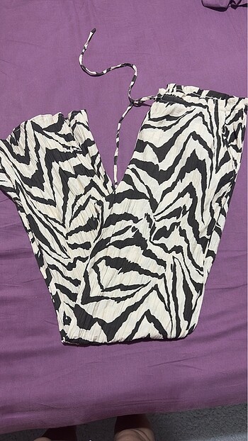 Zara zebra desen pantolon