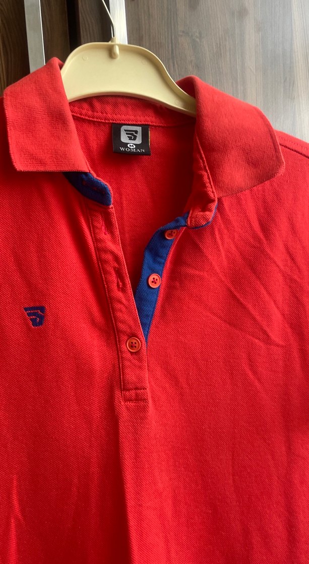 Kadın Kırmızı Polo Tişört Kısa Kollu - Görsel 2