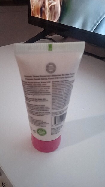 Pembe güneş kremi - Görsel 3