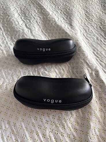 Vogue gözlük kılıfı
